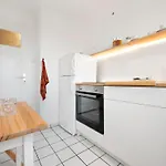 Naehe A1 Und Mercedes By Interhome ブレーメン