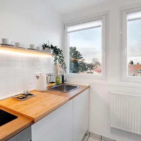 Naehe A1 Und Mercedes By Interhome Bremen