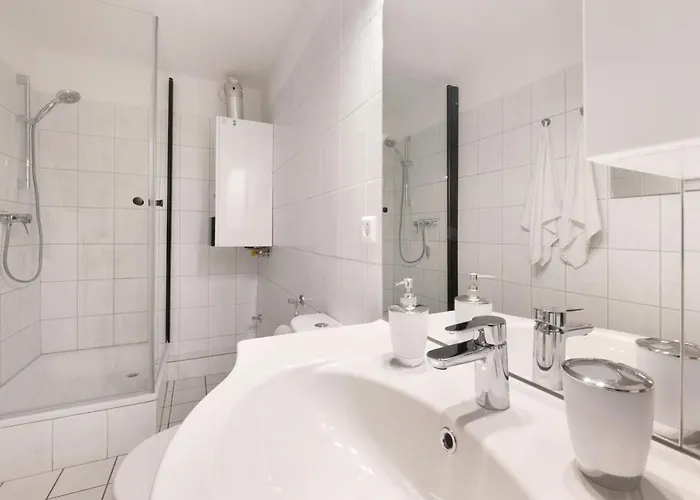 Apartment Naehe A1 Und Mercedes By Interhome Bremen