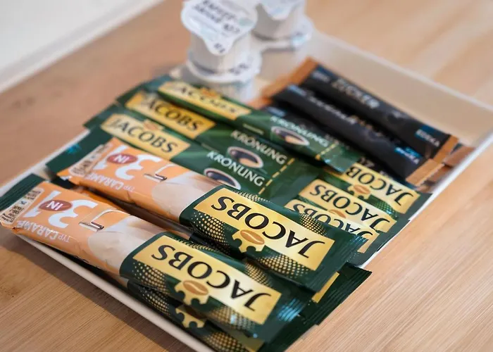 Naehe A1 Und Mercedes By Interhome * Bremen